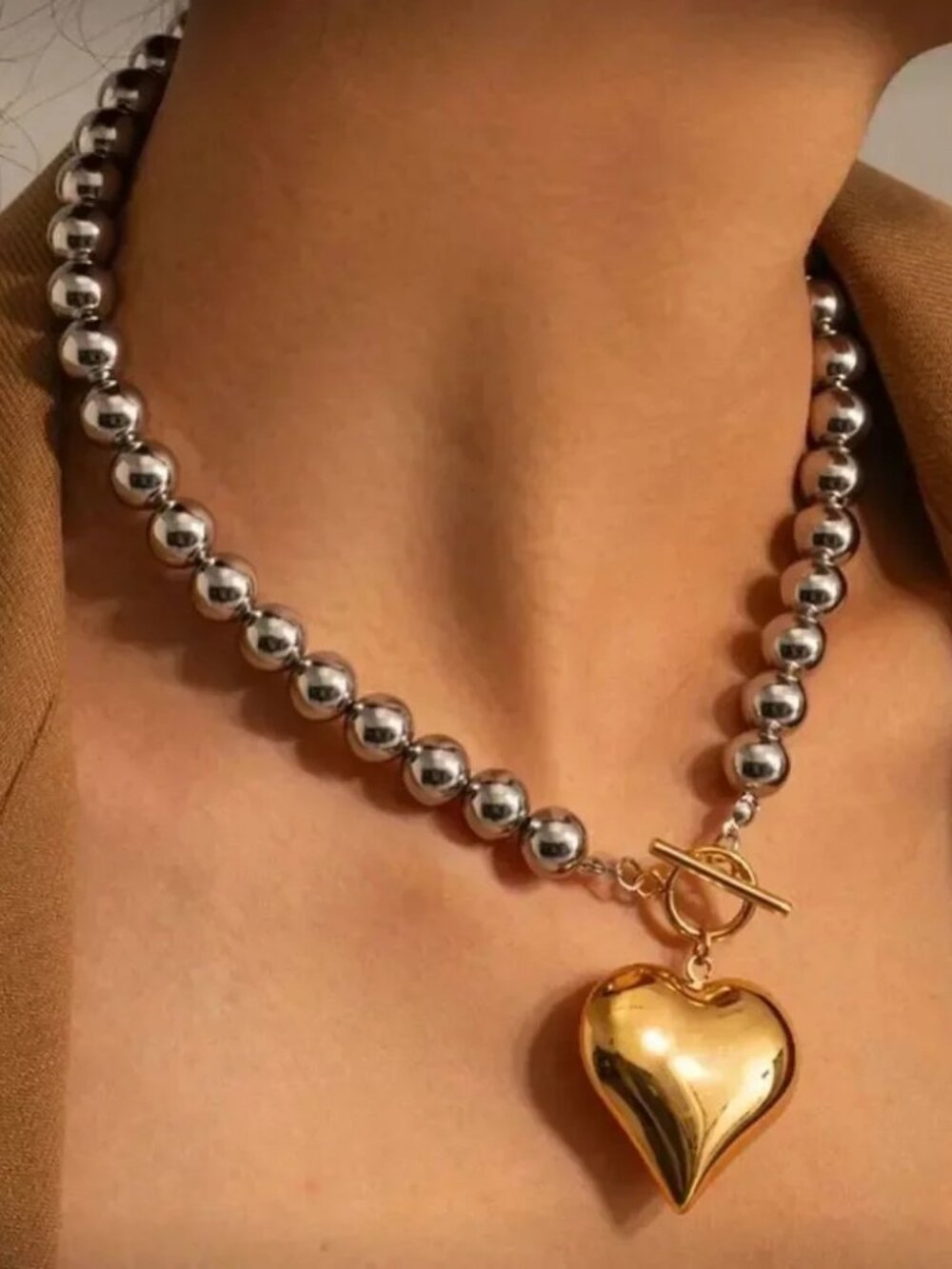 Silver and Gold Heart necklace Q382